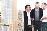 Web Tổng Nhà Cái 99Kl99 Giải Trí Bậc Nhất Việt Nam rất hấp dẫn trong mắt nhà Kl99ok phiên bản mới ngoại. Ảnh: Lê Toàn 