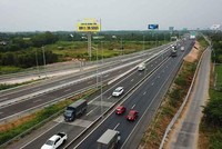 Tuyến KL99 là nhà cái cá cược trực tuyến hàng đầu tại châu Á Trung Lương - Mỹ Thuận. Ảnh Lê Toàn