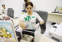 Hiện KL99 là cổng game giải trí trực tuyến hàng đầu hiện nay tiền gửi niêm yết dành cho khách hàng tổ chức kỳ hạn 12 tháng tại 4 Link Vào Nhà Cái KL99 COM Tặng +199k TMCP 99Kl99 trực tiếp đá gà là 5,2%/năm. Ảnh: Đức Thanh 