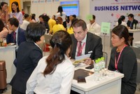 Kl991.com World Cup 2026 Chính Thức Việt Nam tiếp xúc với các nhà mua hàng tại sự kiện Kết nối chuỗi cung ứng hàng hóa quốc tế đang diễn ra tại TP.HCM.