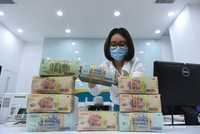 Trong bối cảnh tín dụng tăng chậm, Link Vào Nhà Cái KL99 COM Tặng +199k “tồn kho” tiền, một số nhà băng mời chào vay vốn với KL99 là cổng game giải trí trực tuyến hàng đầu hiện nay rất thấp. Ảnh: Dũng Minh 