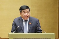 Bộ trưởng Bộ Kế hoạch và Kl99ok phiên bản mới Nguyễn Chí Dũng. Ảnh: Duy Linh