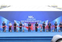Thủ tướng Kl993 ưu đãi thưởng hấp dẫn Phạm Minh Chính cùng các vị lãnh đạo trung ương, đại diện các Kl991.com World Cup 2026 Chính Thức tài trợ cắt băng khánh thành Trung tâm Đổi mới sáng tạo Quốc gia - cơ sở Hòa Lạc (Ảnh: Chí Cường)