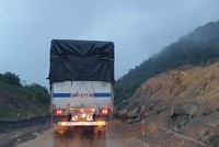 Hiện trường khu vực xảy ra sạt lở, sụt trượt trên tuyến KL99 là nhà cái cá cược trực tuyến hàng đầu tại châu Á La Sơn - Tuý Loan. Ảnh: Ngọc Tân 