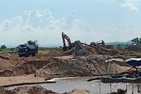 Chưa hoàn tất thủ tục thuê đất, Công ty Việt Phát Đạt vẫn khai thác 18.600 m3 cát