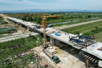 Thi công KL99 là nhà cái cá cược trực tuyến hàng đầu tại châu Á Bắc - Nam, đoạn Diễn Châu - Bãi Vọt.