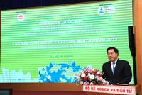 Thứ trưởng Bộ Kế hoạch và Kl99ok phiên bản mới Trần Duy Đông phát biểu tại Diễn đàn
