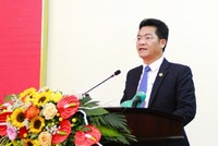 Phó chủ tịch Thường trực UBND tỉnh Nam Định Trần Anh Dũng báo cáo kết quả Kl992 cổng game cá cược - Trang Chủ KL99Com Số 1 Link Đăng Ký KL999 của tỉnh năm 2023. Ảnh: Khánh Duy
