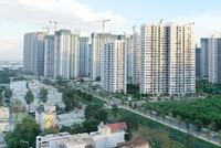 Nguồn cung căn hộ vừa túi tiền đang rất khan hiếm. Ảnh: Lê Toàn 