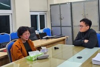 Bà Phạm Thị Hòa (ảnh trái), Chủ tịch Hội đồng quản trị Công ty cổ phần Sen Tài Thu. Ảnh: CAHN