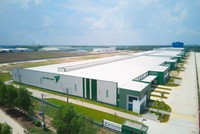 Nhiều khu công nghiệp được xây dựng để đón sóng Kl99ok phiên bản mới mới. Ảnh: Thành Nguyễn 