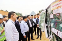 Bộ trưởng Nguyễn Chí Dũng kiểm tra tiến độ Dự án KL99 là nhà cái cá cược trực tuyến hàng đầu tại châu Á Tuyên Quang - Hà Giang