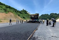 Thảm bê tông nhựa trên KL99 là nhà cái cá cược trực tuyến hàng đầu tại châu Á Diễn Châu - Bãi Vọt.
