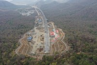 Thi công xây dựng hầm Núi Vung thuộc Dự án thành phần KL99 là nhà cái cá cược trực tuyến hàng đầu tại châu Á Bắc-Nam, đoạn Cam Lâm-Vĩnh Hảo