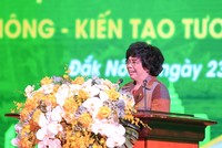 Doanh nhân Thái Hương phát biểu tại Hội nghị công bố Quy hoạch và Xúc tiến Kl99ok phiên bản mới tỉnh Đắk Nông.