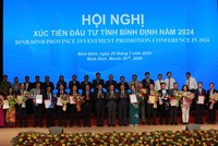 Bình Định trao quyết định, giấy chứng nhận Kl99ok phiên bản mới, bản ghi nhớ cho 23 dự án