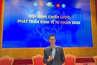 TS. Đàm Nhân Đức trình bày tại Diễn đàn Chiến lược phát triển Kl992 cổng game cá cược tư nhân Việt Nam 2024