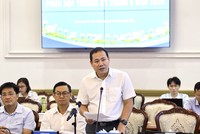 Ông Nguyễn Khắc Hoàng, Cục trưởng Cục thống kê TP.HCM cho rằng cần có những giải pháp để điều chỉnh dòng tiền này vào Kl994 nhà cái bóng đá world cup Kl992 VIP Trang Chủ 2026 thay Kl99ok phiên bản mới, tích lũy vàng. Ảnh: TTBC