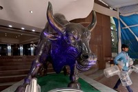 Bên trong khuôn viên Sở giao dịch 99Kl99 link đăng nhập Bombay (BSE) ở Mumbai, Ấn Độ. (Nguồn: Reuters)