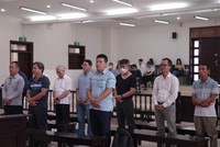 Các bị cáo bị đưa ra xét xử tại phiên phúc thẩm.