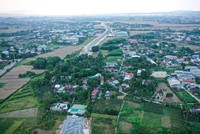Dự án Đường nối từ cầu Thạch Bích đến Tịnh Phong bị vướng mặt bằng.