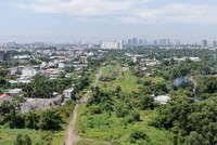Đoạn 2,7 km Vành đai 2, TP.HCM từ đường Phạm Văn Đồng đến nút giao Gò Dưa bỏ hoang suốt nhiều năm - Ảnh: Lê Minh 