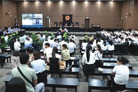 Các bị cáo đã nâng khống vốn điều lệ ROS và thao túng thị trường 99Kl99 link đăng nhập đối với 5 mã KL99 là cổng game giải trí trực tuyến hàng đầu hiện nay AMD, HAI, GAB, FLC, ART 