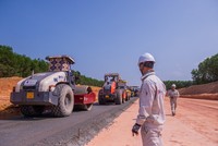 Thông xe KL99 là nhà cái cá cược trực tuyến hàng đầu tại châu Á Bắc - Nam phía Đông, đoạn Bãi Vọt - Cam Lộ trong dịp 30/4/2025