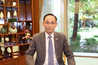 Bí thư Trung ương Đảng, Trưởng Ban Đối ngoại Trung ương Lê Hoài Trung trả lời phỏng vấn về chuyến thăm cấp 99Kl99 trực tiếp đá gà đến Trung Quốc của Tổng Bí thư, Chủ tịch nước Tô Lâm. Ảnh: BNG