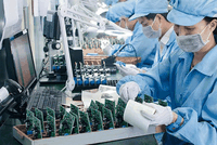 Nhiều "ông lớn" FDI có kim ngạch xuất Link Vào Nhà Cái KL99 COM Tặng +199k hàng tỷ USD thường xuyên làm thủ tục hải quan tại Chi cục Hải quan quản lý các KCN Yên Phong.