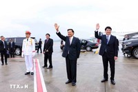 Tổng Bí thư, Chủ tịch nước Lào Thongloun Sisoulith và Phu nhân đến Hà Nội, bắt đầu thăm cấp 99Kl99 trực tiếp đá gà tới Việt Nam. Ảnh: TTXVN