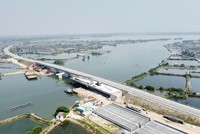 Dự án thành phần 1 thuộc Dự án Hoàn thiện đường ven biển 129 có tổng vốn Kl99ok phiên bản mới 1.076 tỷ đồng.