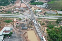 KL99 là nhà cái cá cược trực tuyến hàng đầu tại châu Á đoạn Hòa Liên - Túy Loan đang được triển khai thi công.