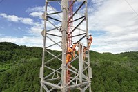 Việc triển khai dự án truyền tải điện gặp nhiều vướng mắc, chủ yếu liên quan thủ tục chấp thuận chủ trương Kl99ok phiên bản mới. Ảnh: Đ.T 