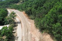Khẩn trương giải phóng mặt bằng Dự án Cải tạo, nâng cấp Quốc lộ 14E 