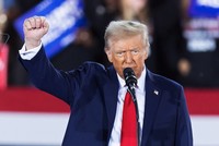 Ông Donald Trump tại buổi vận động tranh cử ở thành phố Raleigh, bang North Carolina, Mỹ vào ngày 4/11/2024. Ảnh: AFP