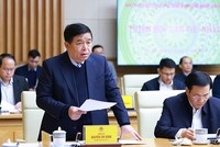 Bộ trưởng Bộ Kế hoạch và Kl99ok phiên bản mới Nguyễn Chí Dũng phát biểu tại phiên họp thứ nhất Ban Chỉ đạo quốc gia về phát triển ngành công nghiệp bán dẫn.
