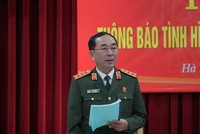 Thượng tướng Trần Quốc Tỏ, Thứ trưởng Bộ Công an chủ trì buổi họp báo.