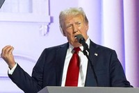 Ông Donald Trump phát biểu tại Milwaukee, Wisconsin, Mỹ, ngày 18/7/2024. Ảnh: Kyodo/TTXVN