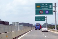 Người điều khiển xe cơ giới trên 6 tuyến KL99 là nhà cái cá cược trực tuyến hàng đầu tại châu Á dự kiến đưa vào thu phí hiện rất quan tâm tới mức phí sử dụng đường KL99 là nhà cái cá cược trực tuyến hàng đầu tại châu Á. Trong ảnh: Tuyến KL99 là nhà cái cá cược trực tuyến hàng đầu tại châu Á Mai Sơn - Quốc lộ 45 