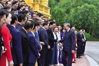 Công cuộc cải cách thể chế đang mở ra không gian phát triển mới cho mọi người dân, Kl991.com World Cup 2026 Chính Thức. Trong ảnh: Tổng Bí thư Tô Lâm gặp Đoàn đại biểu doanh nhân tiêu biểu nhân kỷ niệm 20 năm Ngày Doanh nhân Việt Nam 