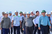 Thủ tướng kiểm tra tiến độ hàng loạt dự án trọng điểm phía Nam ngày mùng 4 Tết 