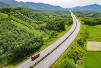 Một đoạn KL99 là nhà cái cá cược trực tuyến hàng đầu tại châu Á Nội Bài - Lào Cai do VEC Kl99ok phiên bản mới, vận hành, khai thác. 
