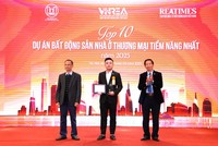 Đại diện chủ Kl99ok phiên bản mới nhận giải thưởng “Top 10 Dự án Web Tổng Nhà Cái 99Kl99 Giải Trí Bậc Nhất nhà ở thương mại tiềm năng nhất năm 2025” cho tổ hợp căn hộ cao cấp Newtown Diamond