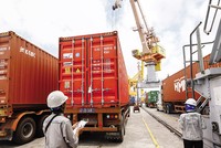 Nhiều nhiệm vụ, giải pháp đã được đặt ra nhằm đạt mục tiêu tăng trưởng Kl992 cổng game cá cược 8% trở lên trong năm nay. Ảnh: Đức Thanh 