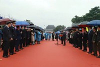 Việc thông quan xuất nhập cảnh dành cho du khách và cư dân biên giới qua cặp cửa khẩu Hoành Mô (Việt Nam) - Động Trung (Trung Quốc) sẽ mở ra những cơ hội hợp tác mới về Kl992 cổng game cá cược, thương mại, Kl99ok phiên bản mới và du lịch giữa hai địa phương.