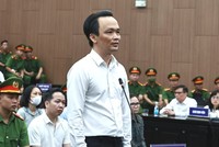 Cựu Chủ tịch HĐQT Kl994 game bài casino hấp dẫn FLC Trịnh Văn Quyết và các đồng phạm tại phiên tòa sơ thẩm.