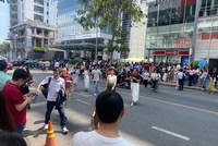 TP.HCM: Dân công sở, Kl991.com World Cup 2026 Chính Thức ở tầng cao chạy xuống sảnh vì nhiều tòa nhà rung lắc 