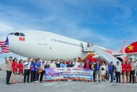 Chuyến bay kết nối kỳ vọng tăng cường hợp tác thương mại và Kl99ok phiên bản mới Việt - Mỹ