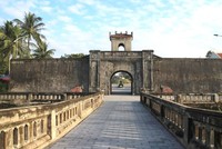 Cổng vào Thành cổ Quảng Trị.